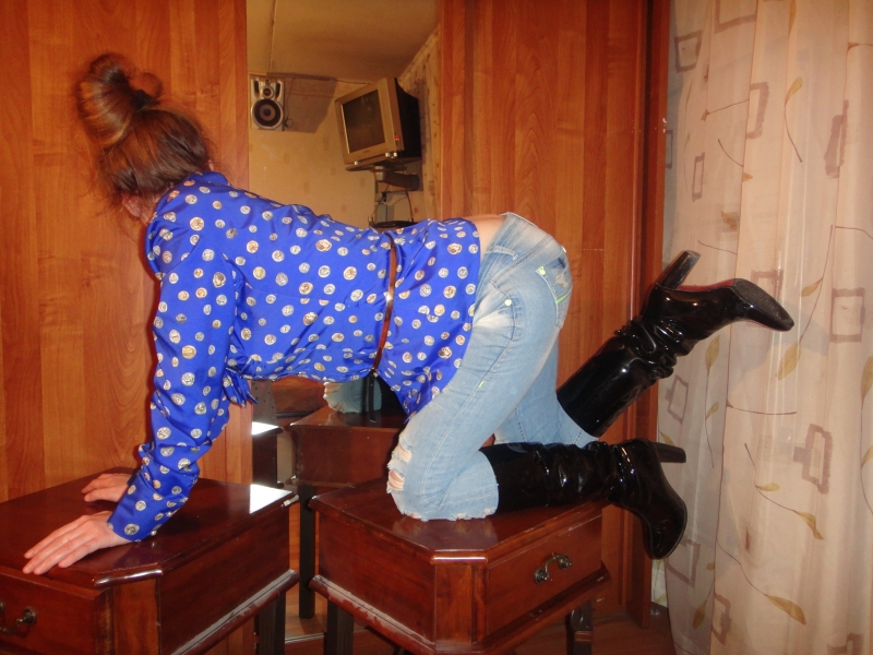 Обладаю не только красивым телом, но и богатым опытом, который позволяет мне доставить настоящее удовольствие своим клиентам. Я знаю, как удовлетворить все твои желания и фантазии. Мои услуги включают различные виды массажа, эротические игры, фетиши и многое другое. У меня есть отличные отзывы от довольных клиентов, которые обращаются ко мне снова и снова. Посмотри мои фото в профиле, они говорят сами за себя 😘 Живу я в Москве, где гарантирую анонимность и комфортное пространство для нашей встречи. Обещаю, что ты останешься доволен и захочешь вернуться ко мне снова и снова. Тебя жду 🌸💋 21884, 23 года